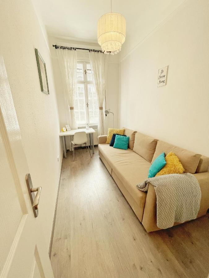 Champlena Central Station Elegancy Apartment